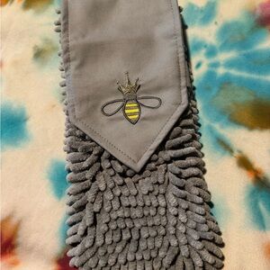 Norwex Chenille Hand Towel with Bee Crown Embroidery